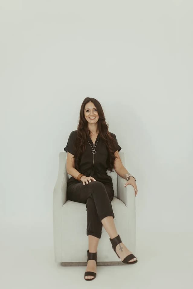 Jess Rebelo providing trauma-informed life coaching to help overcome challenges and improve well-being.